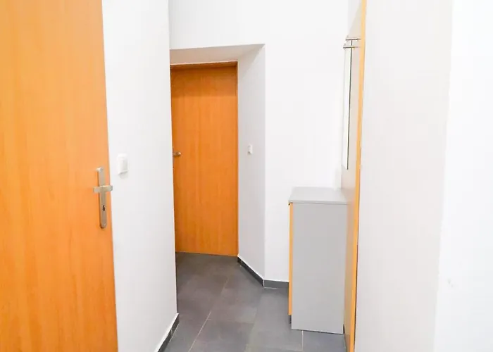 Silver Homes 1050 Vie Apartment *