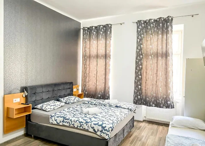 Silver Homes 1050 Vie Apartment *