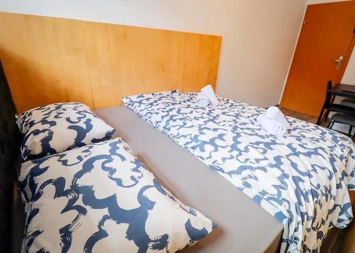 Silver Homes 1050 Vie Apartment *