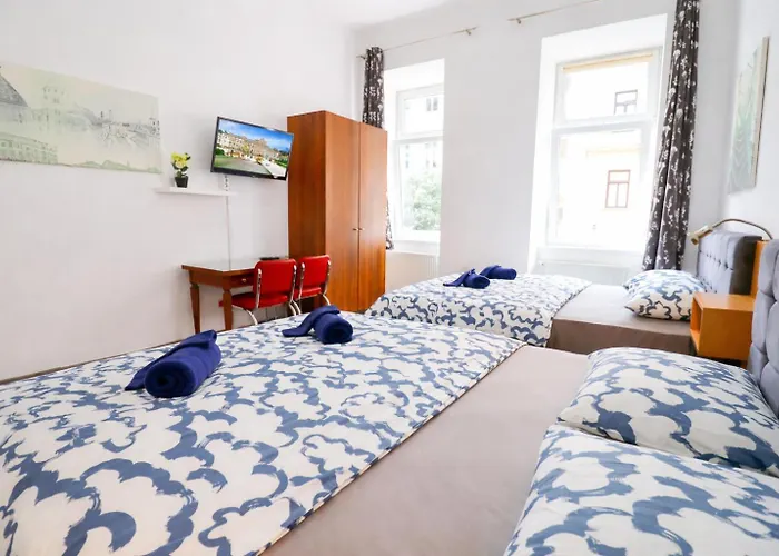 Silver Homes 1050 Vie Apartment
