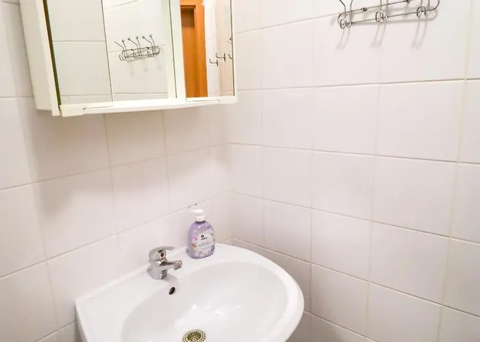Silver Homes 1050 Vie Apartment *